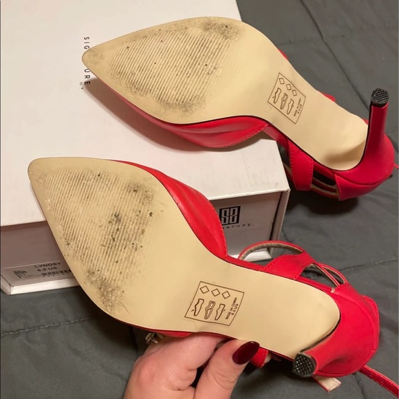 Red double strap heels - Picture 5 of 6